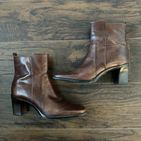 Antonio Milano Above Ankle Boots - Picture 3 of 9